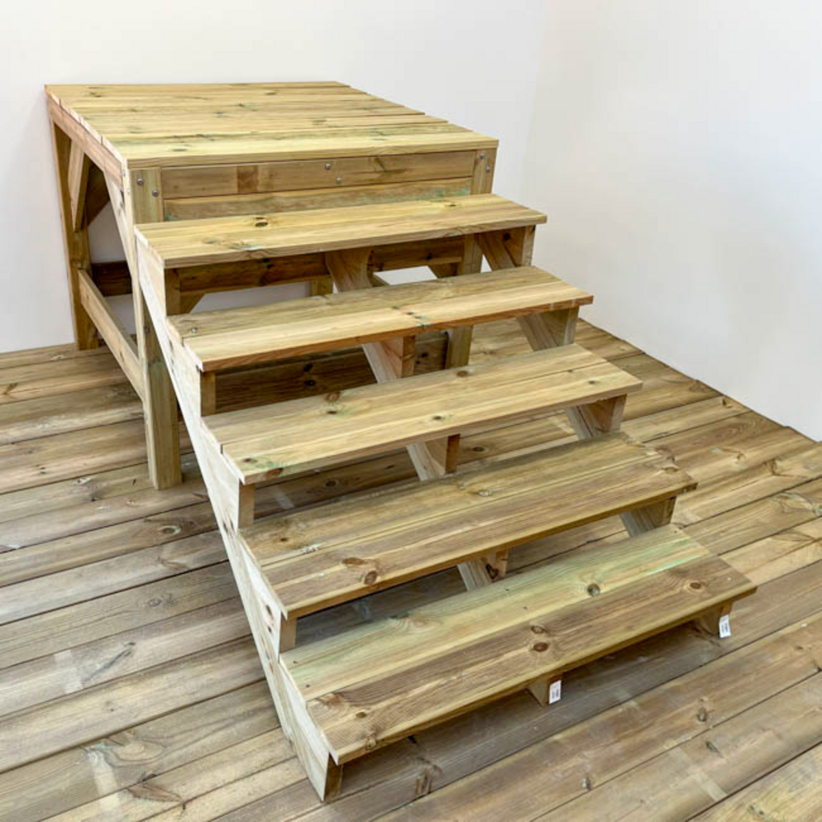 Außentreppe mit Podest Holz Typ AC (Treppe 4 Stufen + Podest Höhe 5 Stufen + Treppe 7 Stufen = 12 Stufen Höhe!)